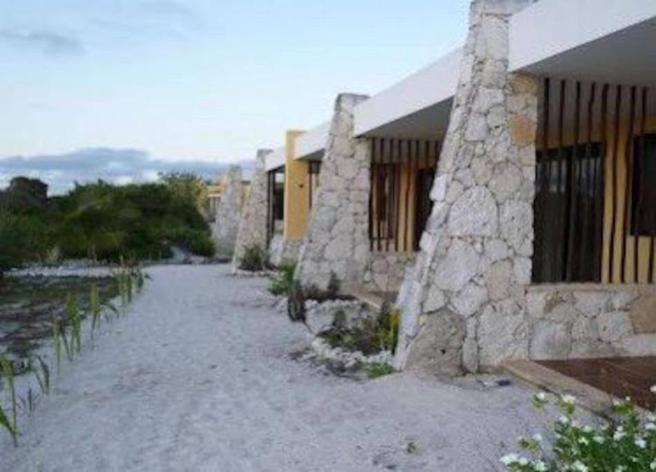 Beachfront With Swimming Pool. One Bedroom *