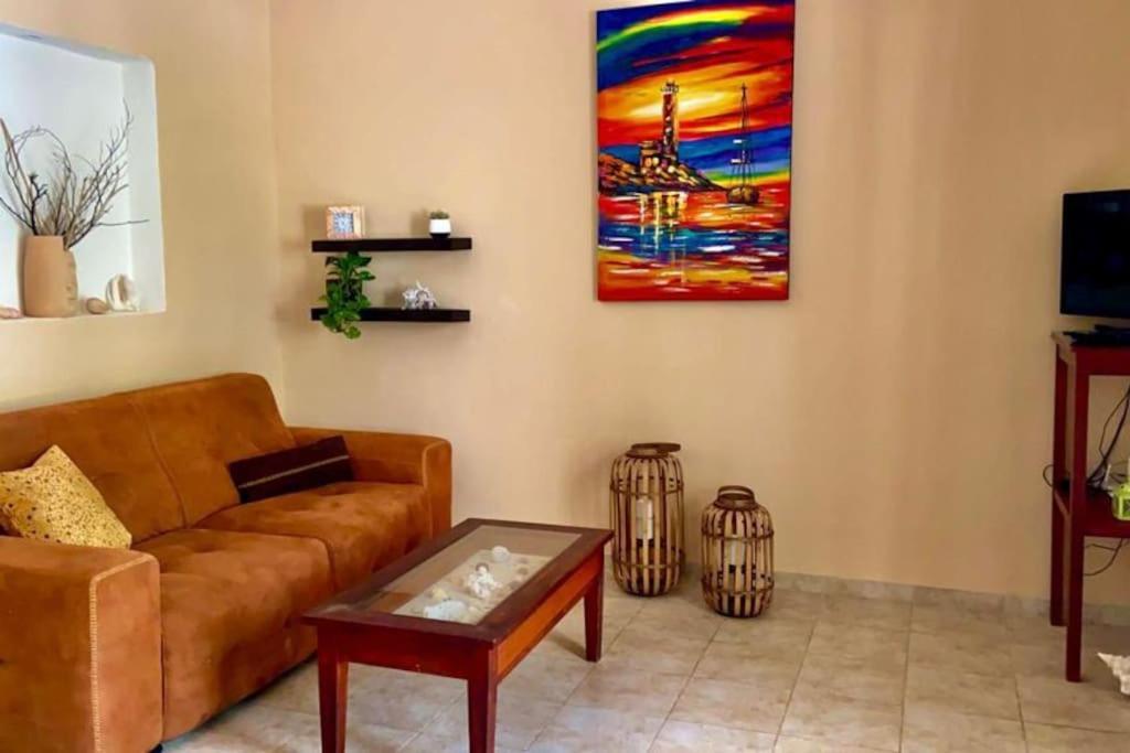 Beachfront With Swimming Pool. One Bedroom * Celestun